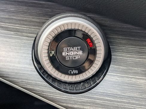 Used 2024 Jeep Wagoneer Series II AWD/4WD image 26