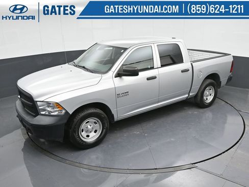 Used 2015 RAM 1500 Tradesman w/ Popular Equipment Group AWD/4WD image 33