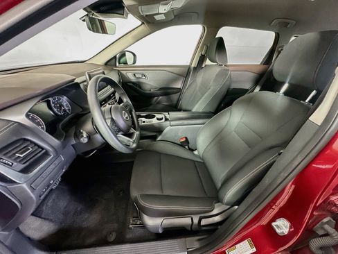Used 2023 Nissan Rogue S AWD/4WD image 13