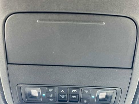 Used 2026 Ford Expedition Tremor AWD/4WD image 35