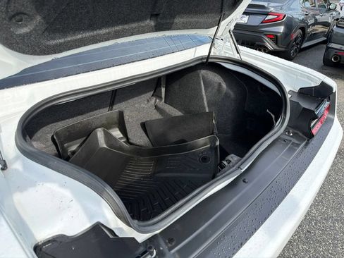 Used 2022 Dodge Challenger GT RWD image 12