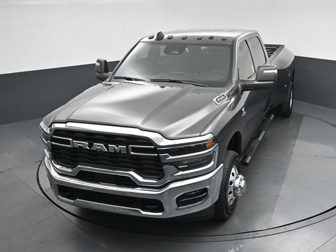 Used 2025 RAM 3500 Tradesman AWD/4WD image 63