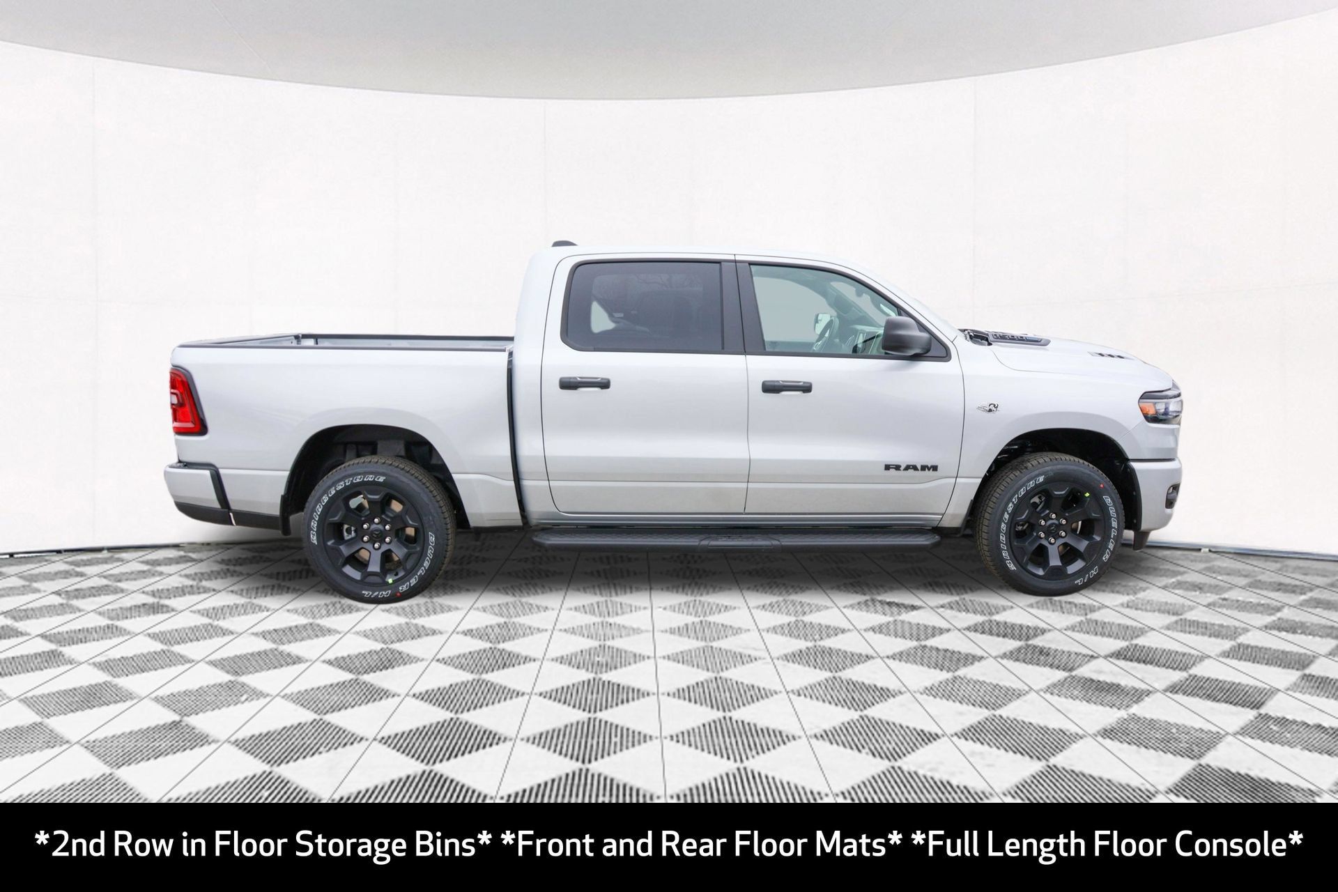 New 2026 RAM 1500 Express AWD/4WD image 13