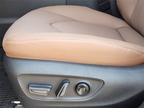 New 2026 Toyota Grand Highlander Platinum image 18