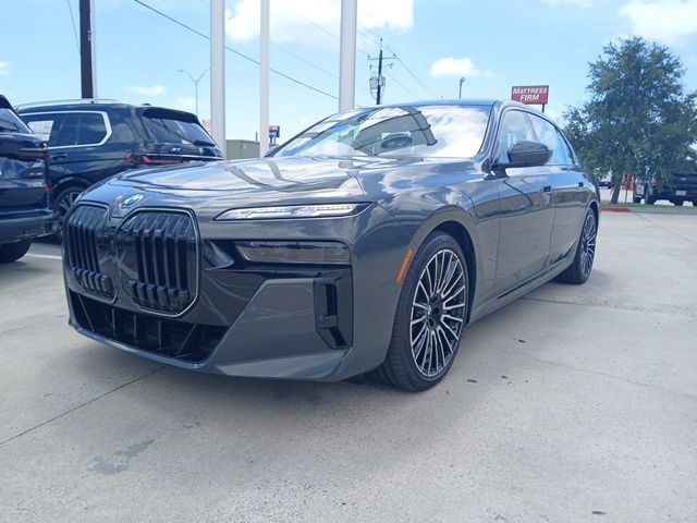 New 2026 BMW 760i xDrive w/ Executive Package AWD/4WD image 3