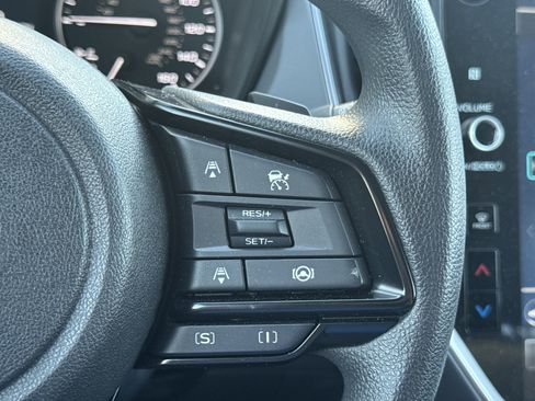 Certified 2025 Subaru Crosstrek 2.0i Premium image 15
