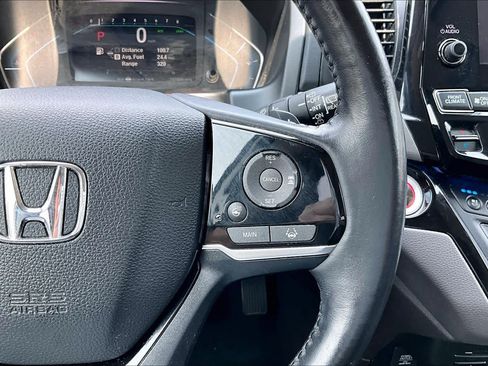 Used 2018 Honda Odyssey Elite image 25