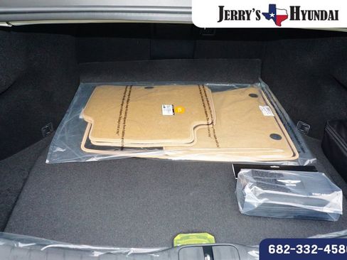 Used 2025 Genesis G80 2.5T image 22