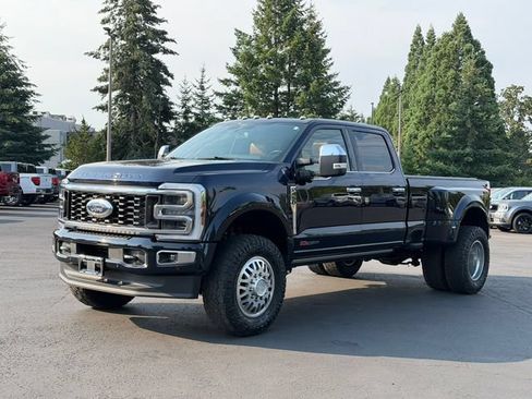 Used 2024 Ford F450 Platinum w/ FX4 Off-Road Package AWD/4WD image 7