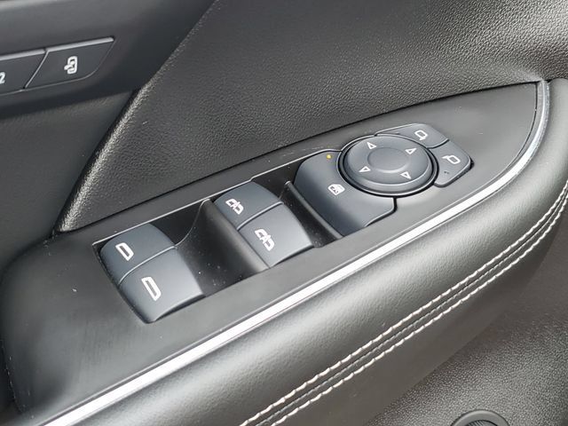 Used 2023 Buick Envision Avenir AWD/4WD image 25