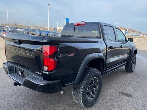 New 2026 GMC Canyon Elevation image 5