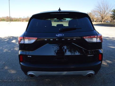 Used 2021 Ford Escape SE w/ Cold Weather Package image 10