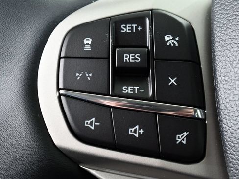 New 2026 Ford Explorer Active AWD/4WD image 32