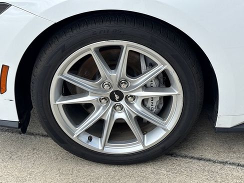 Used 2024 Ford Mustang GT Premium RWD image 12