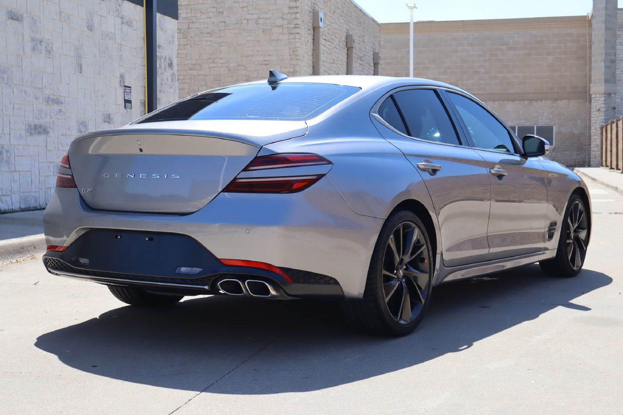 Used 2023 Genesis G70 2.0T w/ Sport Prestige Package RWD image 3