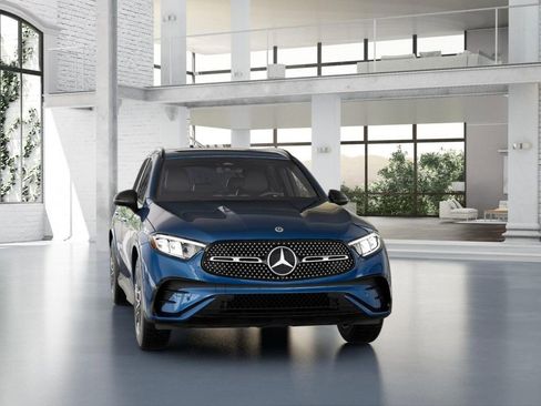 Certified 2026 Mercedes-Benz GLC 300 4MATIC image 8