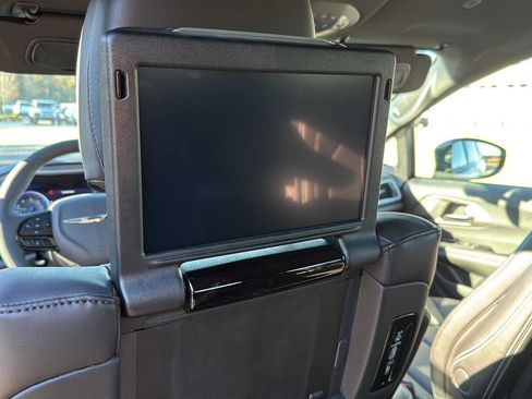 New 2026 Chrysler Pacifica Select image 30