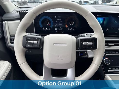 Used 2025 Hyundai Santa Fe SEL AWD/4WD image 9