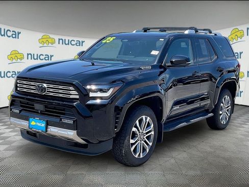 Used 2025 Toyota 4Runner Limited AWD/4WD image 3