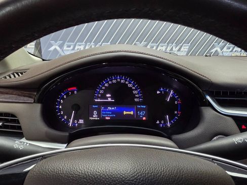 Used 2013 Cadillac XTS Luxury w/ Driver Awareness Package FWD image 21