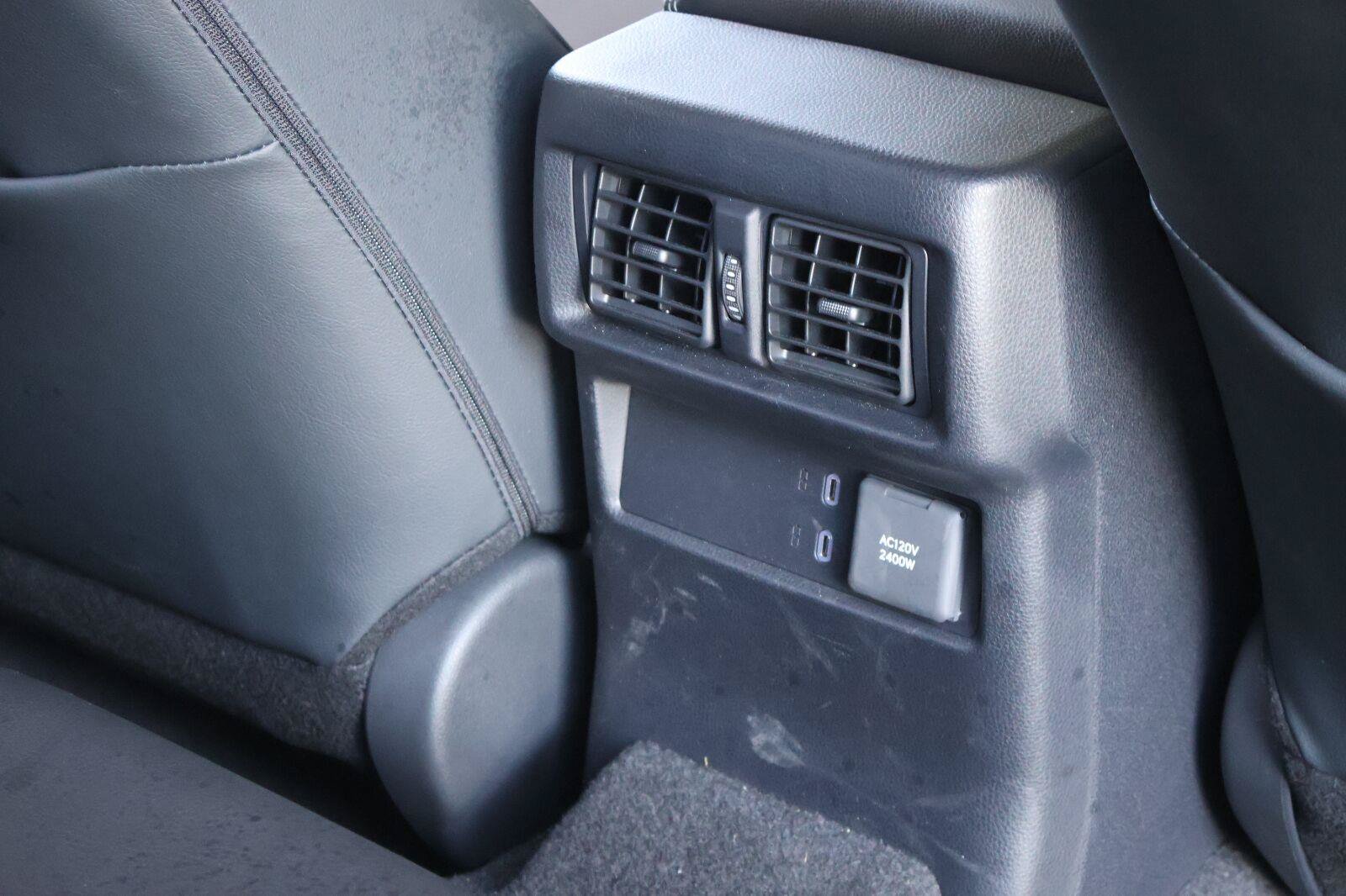 Certified 2025 Toyota 4Runner Limited AWD/4WD image 19