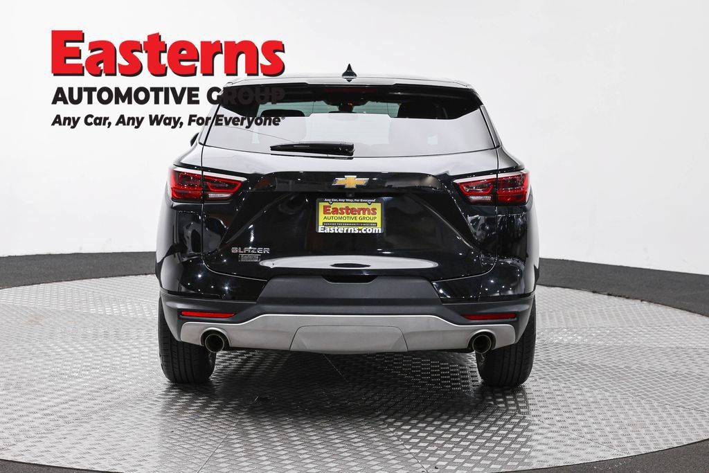 Used 2025 Chevrolet Blazer LT FWD image 6