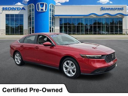 Certified 2025 Honda Accord LX image 1