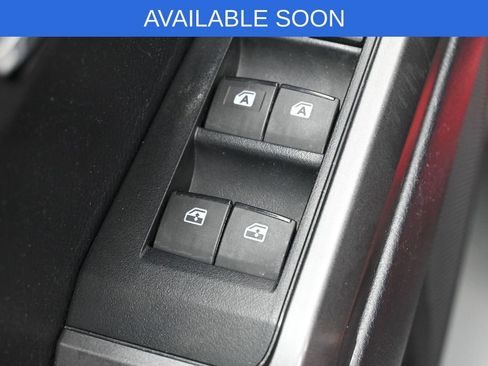 Used 2020 Toyota Tacoma TRD Off-Road image 13