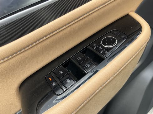 Certified 2026 INFINITI QX80 Luxe w/ Cargo Package AWD/4WD image 16