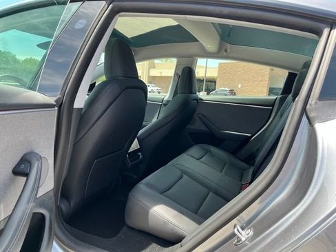 Used 2025 Tesla Model 3 RWD image 17