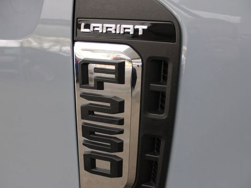 Used 2025 Ford F250 Lariat w/ FX4 Off-Road Package AWD/4WD image 73