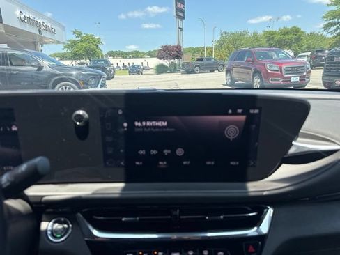 New 2025 Buick Envista Sport Touring FWD image 12