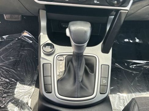 Used 2021 Kia Seltos S FWD image 18