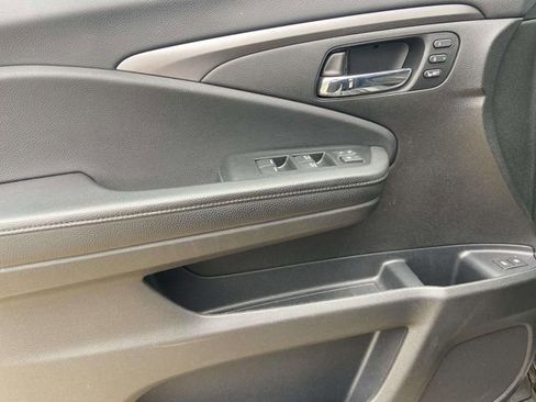 Used 2021 Honda Pilot Special Edition image 11