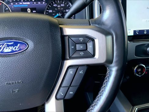 Used 2022 Ford F450 Platinum w/ FX4 Off-Road Package image 25
