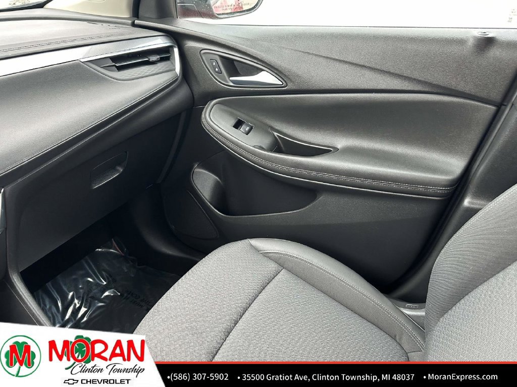 Used 2024 Buick Encore GX Preferred FWD image 31