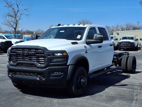 New 2026 RAM 5500 Tradesman image 2