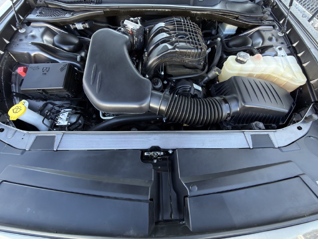 Used 2023 Dodge Challenger SXT RWD image 27