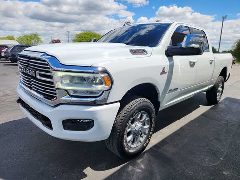 Used 2024 RAM 2500 Laramie AWD/4WD image 6