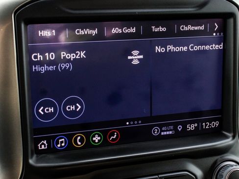 Used 2022 Chevrolet Silverado 1500 LT Trail Boss w/ LT Trail Boss Premium Package image 20