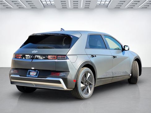 New 2026 Hyundai Ioniq 5 SEL RWD image 4