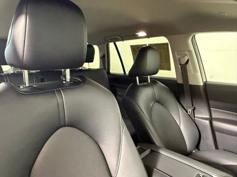 Used 2024 Toyota Grand Highlander XLE image 52