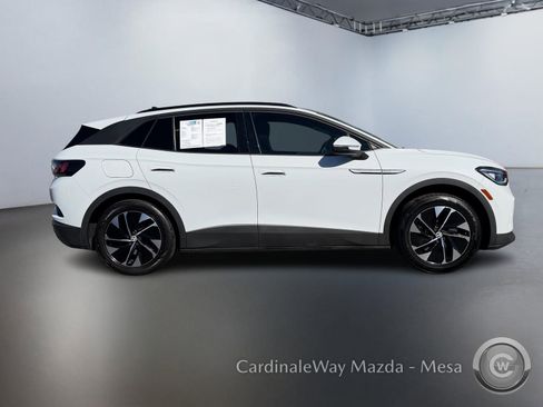 Used 2022 Volkswagen ID.4 Pro S image 3