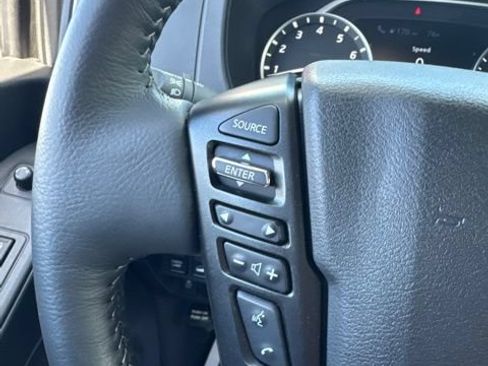 Certified 2025 Nissan Frontier SV w/ SV Convenience Package AWD/4WD image 35