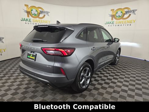 Used 2024 Ford Escape ST-Line w/ Tech Pack #1 AWD/4WD image 9