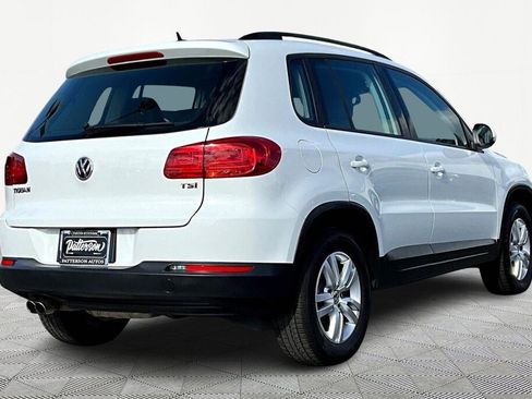 Used 2016 Volkswagen Tiguan S image 2