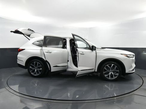 Used 2023 Acura MDX FWD w/ Technology Package image 42