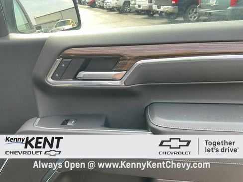 Used 2023 Chevrolet Silverado 1500 LT image 23