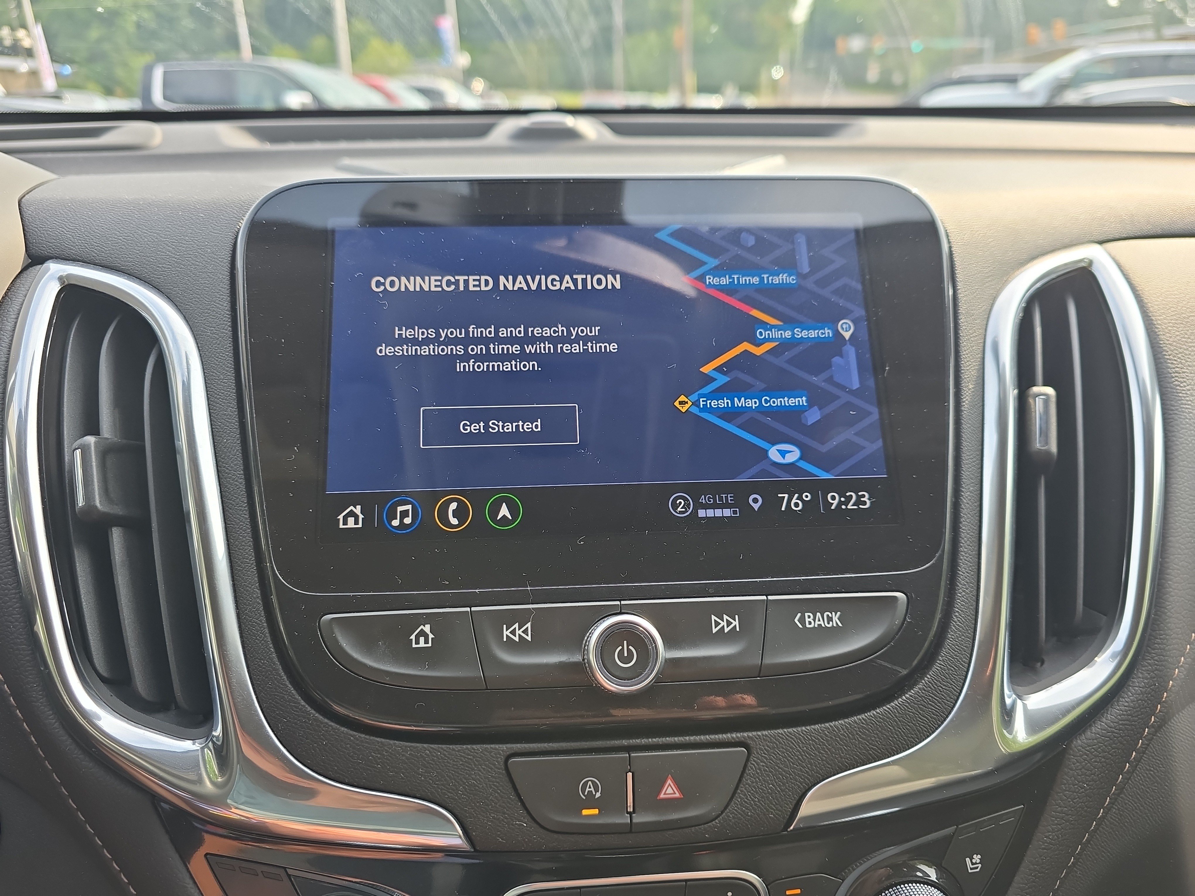Used 2024 Chevrolet Equinox Premier AWD/4WD image 36