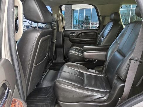 Used 2008 GMC Yukon Denali image 10
